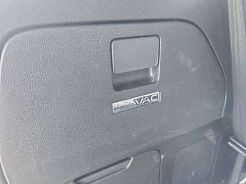 Used 2018 Honda Odyssey Elite image 23