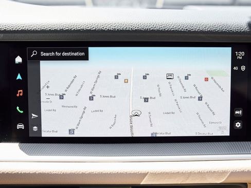 Used 2025 Porsche Cayenne image 68