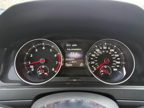 Used 2016 Volkswagen GTI SE image 20