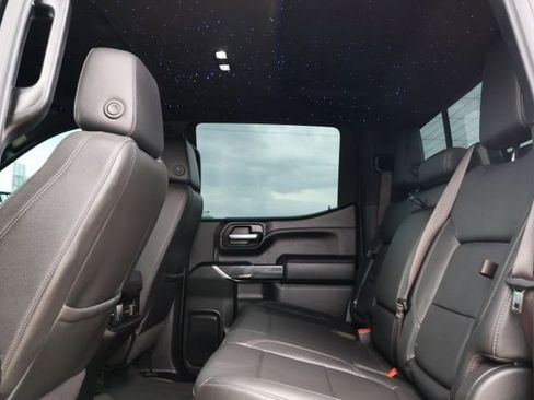 Used 2021 Chevrolet Silverado 1500 LT Trail Boss w/ Convenience Package II AWD/4WD image 8