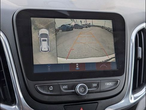 Used 2018 Chevrolet Equinox Premier image 8