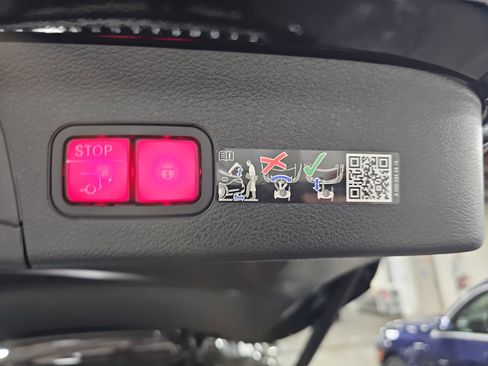 Certified 2026 Mercedes-Benz GLS 450 4MATIC image 16