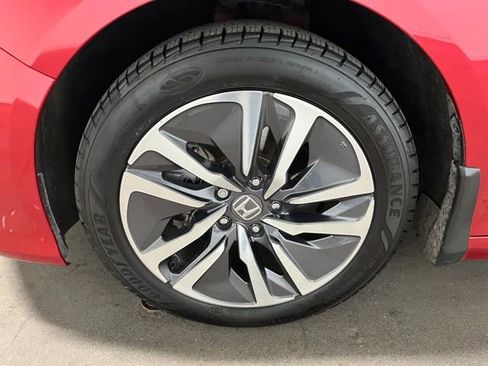 Used 2020 Honda Accord EX image 28