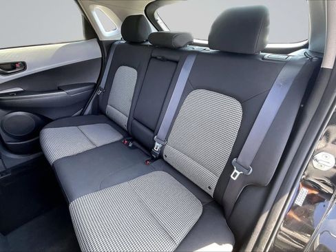 Used 2020 Hyundai Kona SE FWD image 26