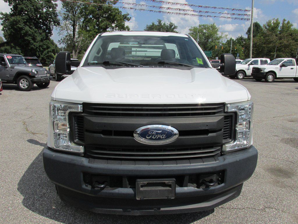 Used 2018 Ford F250 XL AWD/4WD image 2
