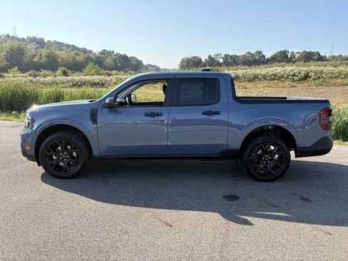 New 2025 Ford Maverick XLT w/ Black Appearance Package image 2