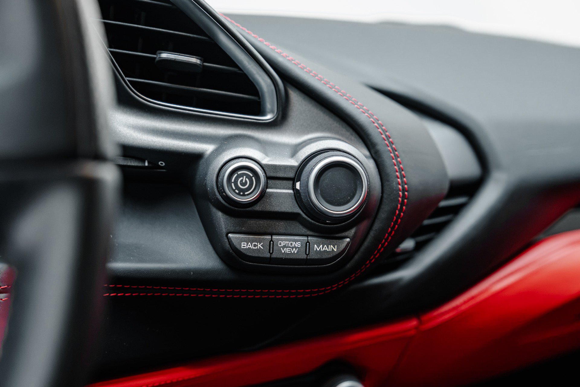 Used 2016 Ferrari 488 GTB RWD image 54