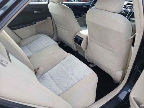 Used 2012 Toyota Camry SE image 16