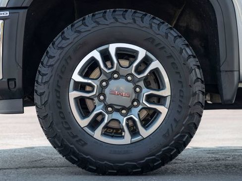 Used 2024 GMC Sierra 2500 SLT w/ SLT Convenience Package AWD/4WD image 12