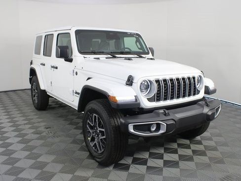 New 2026 Jeep Wrangler Sahara image 24
