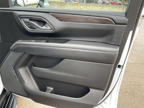 Used 2023 Chevrolet Tahoe LS AWD/4WD image 16