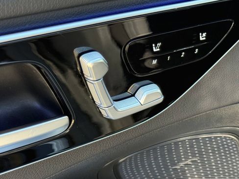 Used 2025 Mercedes-Benz C 300 Sedan image 22