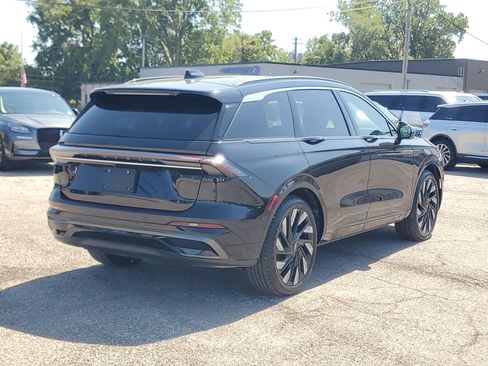 Certified 2024 Lincoln Nautilus Black Label w/ Jet Appearance Package (87T) AWD/4WD image 6