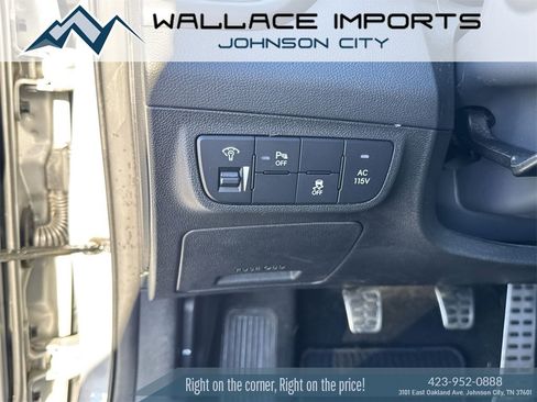 Used 2016 Hyundai Veloster Turbo w/ Option Group 04 image 34