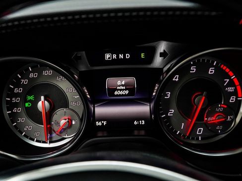 Used 2014 Mercedes-Benz SL 550 image 33