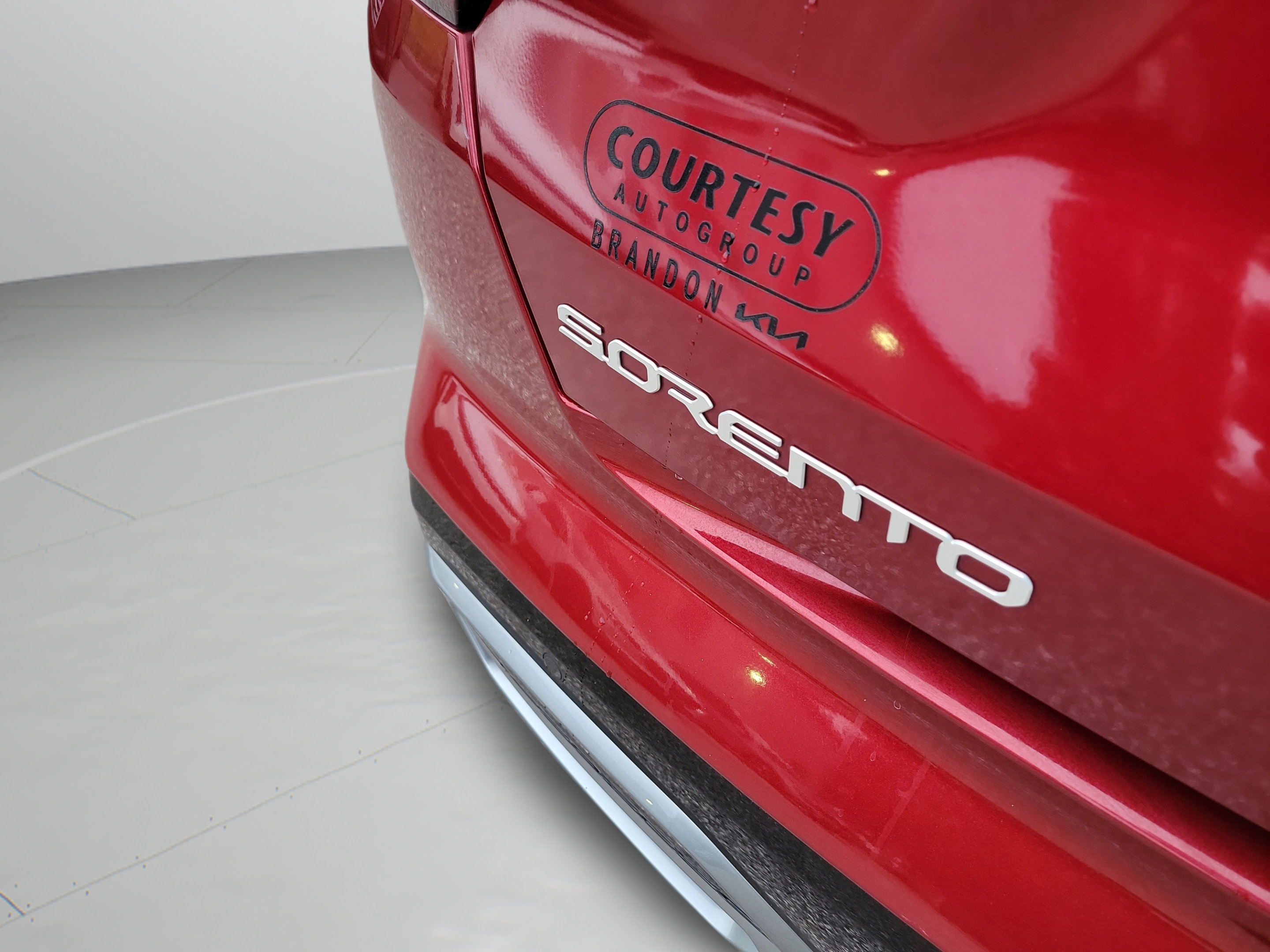 Certified 2023 Kia Sorento SX FWD image 8