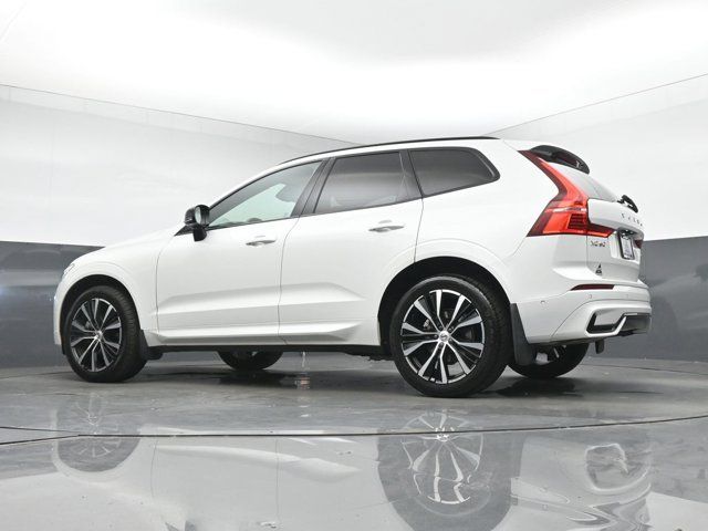 Used 2024 Volvo XC60 B5 Plus w/ Protection Package Premier AWD/4WD image 40