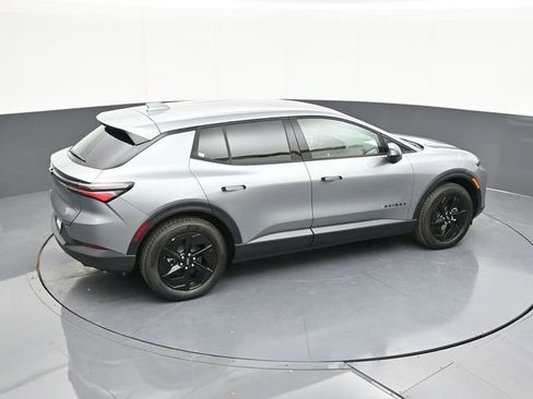 New 2026 Chevrolet Equinox EV LT image 56