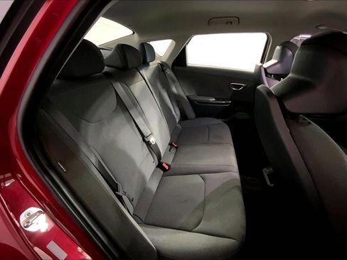 Used 2025 Kia K4 FWD image 23