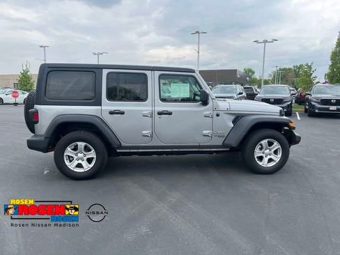 Used 2019 Jeep Wrangler Unlimited Sport S AWD/4WD image 6