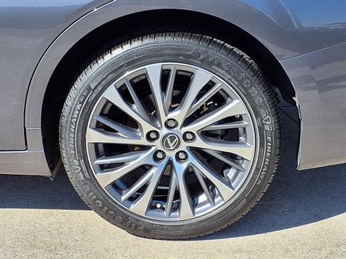 Used 2021 Lexus ES 250 w/ Premium Package image 27