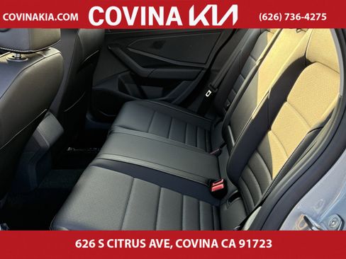 Used 2024 Volkswagen Jetta SE w/ Panoramic Sunroof Package image 29