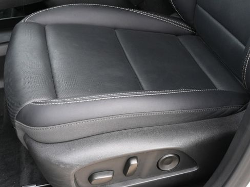 Used 2026 GMC Terrain Elevation w/ Elevation Premium Package image 26