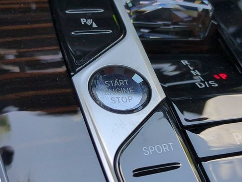 New 2027 BMW X7 xDrive40i w/ Executive Package AWD/4WD image 28