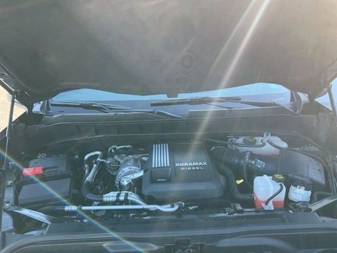 Certified 2022 Chevrolet Silverado 1500 LTZ w/ LTZ Convenience Package II image 19