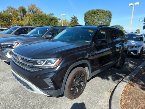 Used 2022 Volkswagen Atlas SE w/ Black Wheel Package image 5