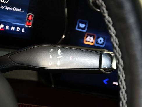 Used 2025 Chevrolet Traverse Z71 AWD/4WD image 24