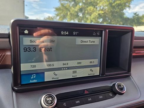 Used 2022 Ford Maverick Lariat w/ Equipment Group 500A Standard AWD/4WD image 23