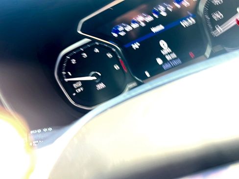 Used 2021 GMC Yukon SLT w/ SLT Luxury Plus Package image 7