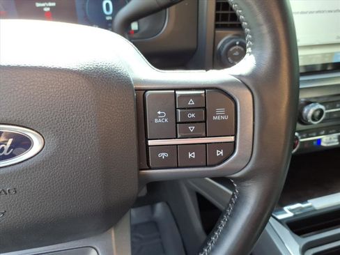 Used 2024 Ford F250 Lariat w/ Lariat Ultimate Package AWD/4WD image 31