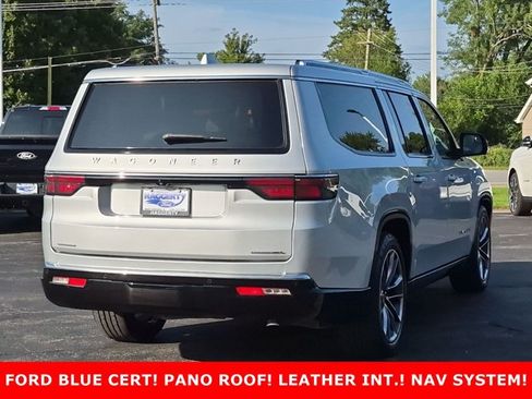 Used 2023 Jeep Wagoneer L Series III w/ Premium Group I AWD/4WD image 5