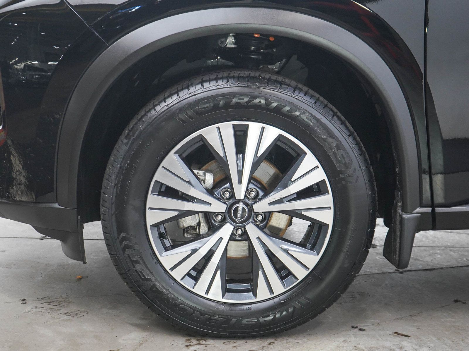Used 2023 Nissan Rogue SV AWD/4WD image 30