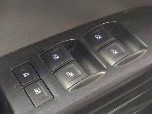 Used 2017 GMC Canyon 2WD Crew Cab w/ Convenience Package image 27