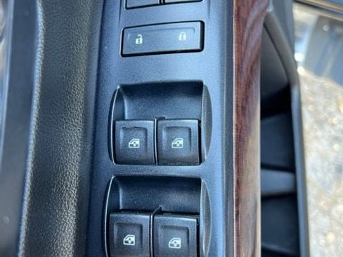 Used 2015 GMC Sierra 3500 SLT AWD/4WD image 17