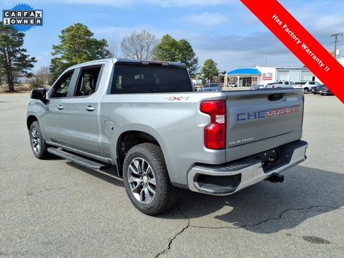 Used 2023 Chevrolet Silverado 1500 LT image 3