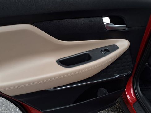 Used 2019 Hyundai Santa Fe SEL w/ Cargo Package image 8