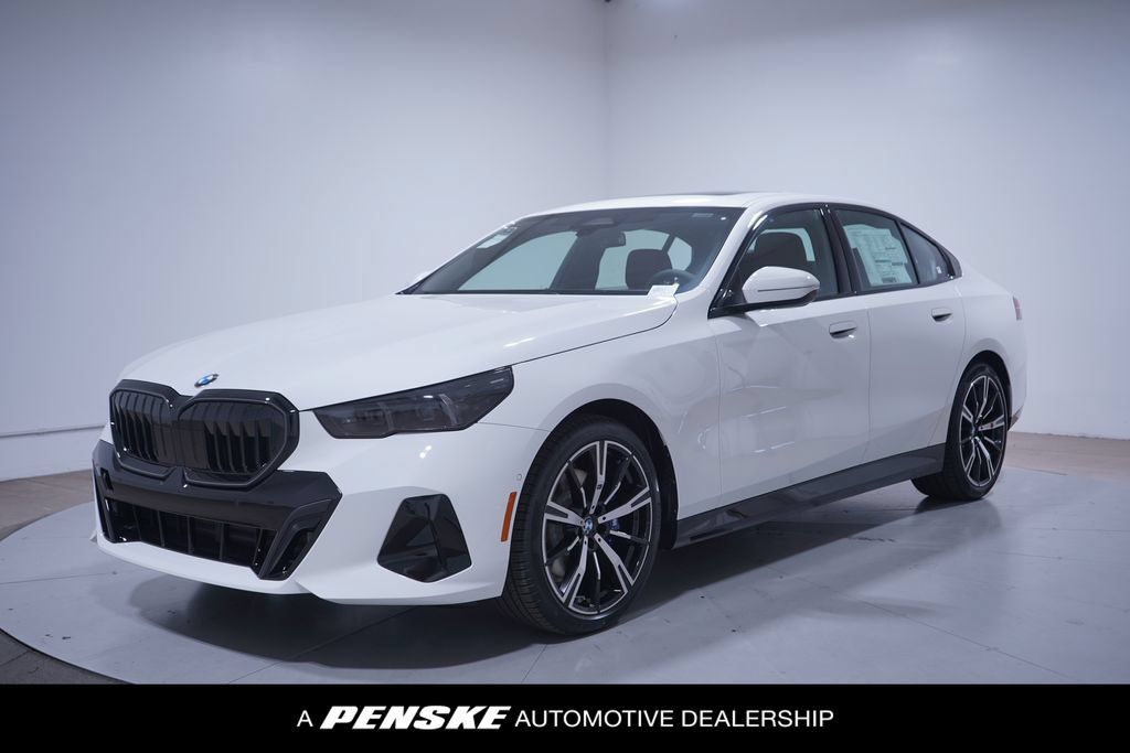 Used 2026 BMW 530i w/ M Sport Package RWD image 1