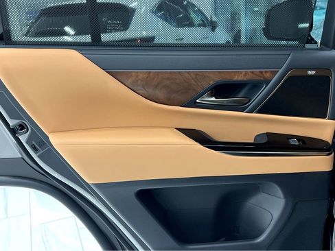 New 2026 Lexus LX 600 4WD w/ Accessory Package (2T) image 18