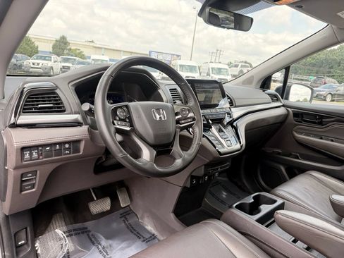 Used 2023 Honda Odyssey Touring image 15