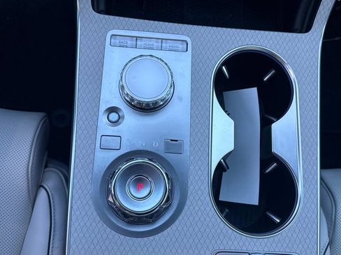 Used 2025 Genesis GV80 3.5T Prestige image 25