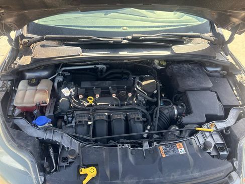 Used 2014 Ford Focus Titanium FWD image 21