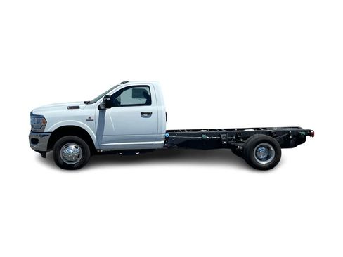 Used 2024 RAM 3500 Tradesman AWD/4WD image 4