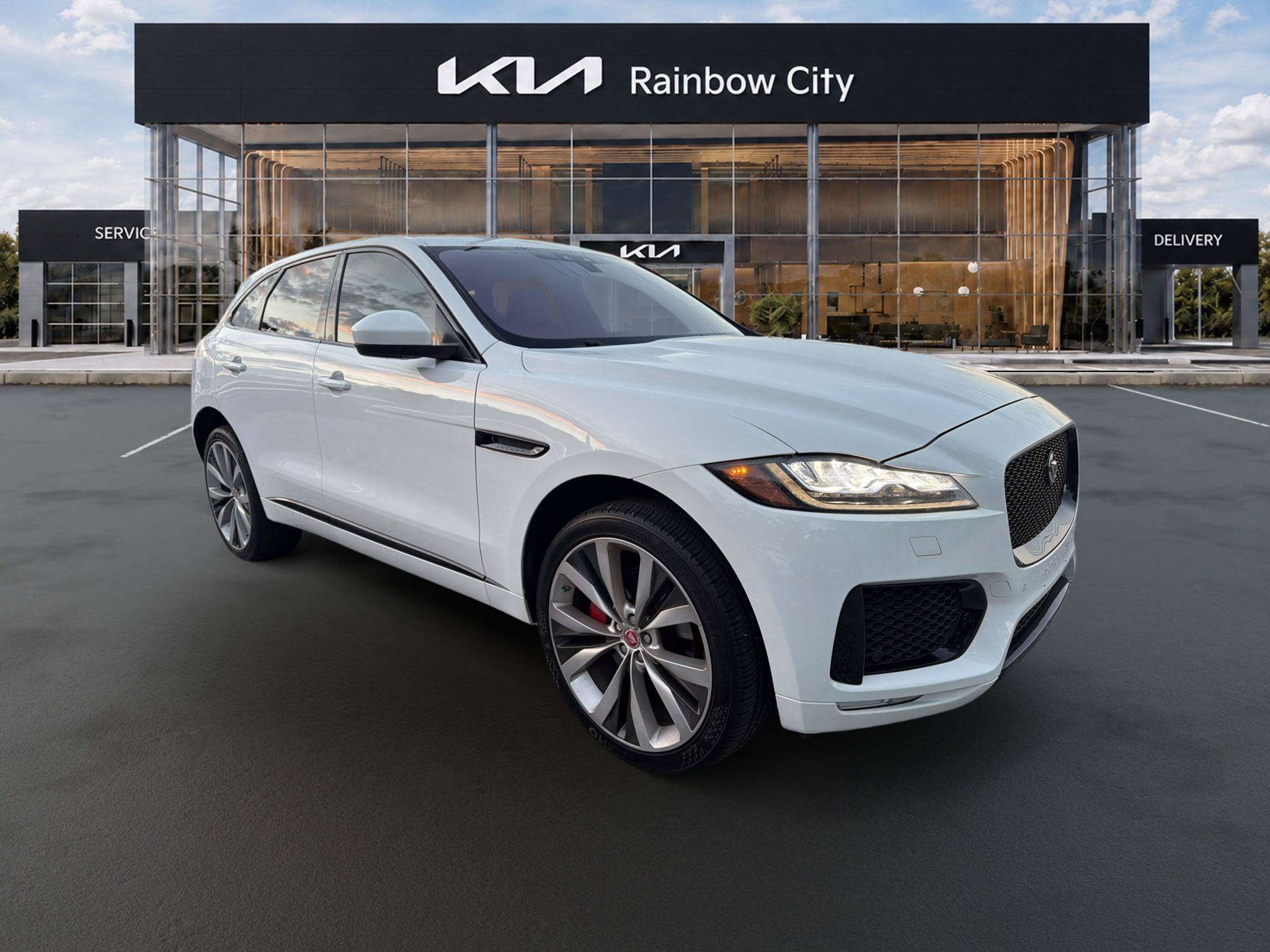 Used 2017 Jaguar F-PACE S AWD/4WD image 3
