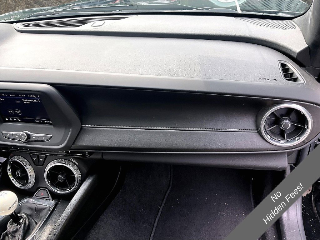Used 2020 Chevrolet Camaro LT RWD image 13