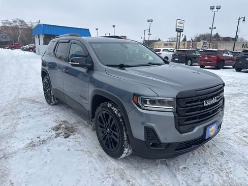 Used 2022 GMC Acadia SLT w/ Elevation Edition image 4