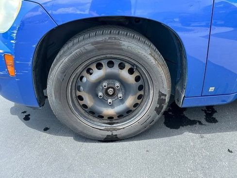 Used 2008 Chevrolet HHR LS FWD image 9
